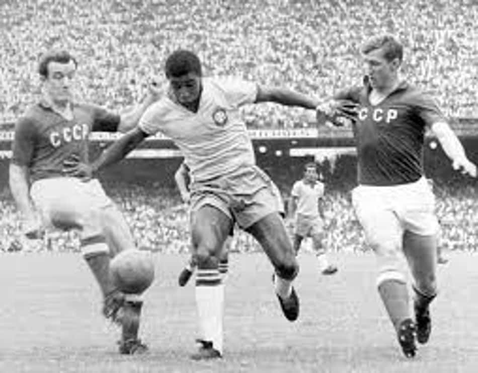 Brasil 5×3 Hungria – 1965