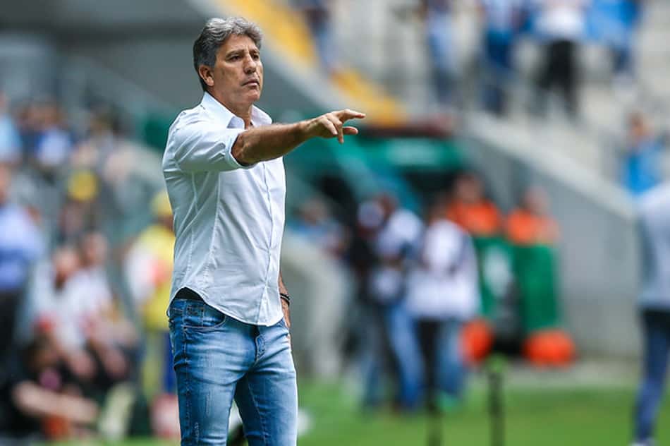 Perguntando 'onde está a crise', Renato valoriza atuação do Grêmio no Gauchão