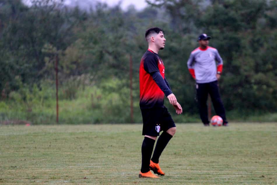 Eduardo Person destaca volta aos gramados pelo Joinville