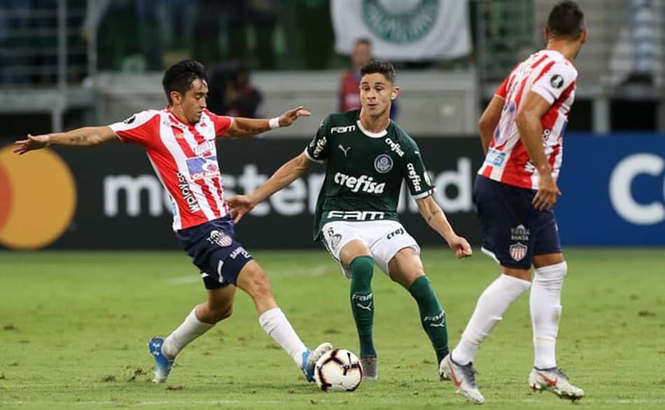 Diogo Barbosa celebra 50º jogo com camisa do Palmeiras: 'Muito feliz'