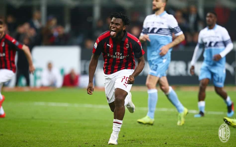 Barcelona busca contratação de meio-campista do Milan