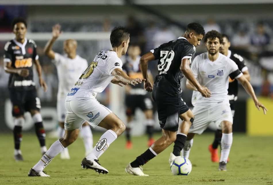 Vasco x Santos: prováveis times, onde ver, desfalques e palpites