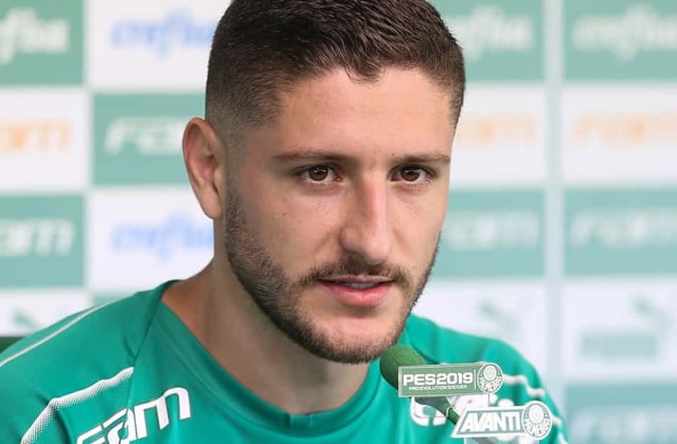 Zé Rafael agradece apoio após perder pênalti: 'Torcida entendeu o meu lado'
