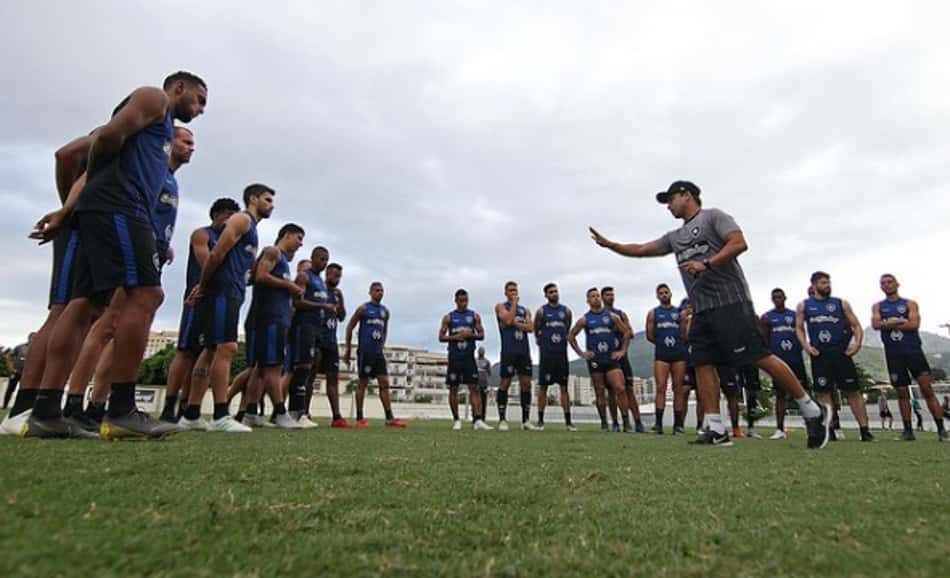 Auxiliar e preparador físico voltam ao Botafogo e projetam desafios por 'resultados imediatos'