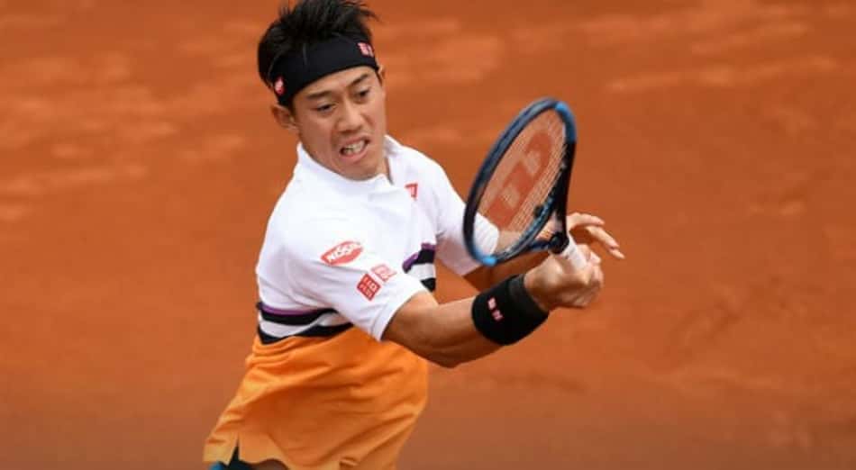 Nishikori sofre, mas vence na estreia em Paris e encara Khachanov