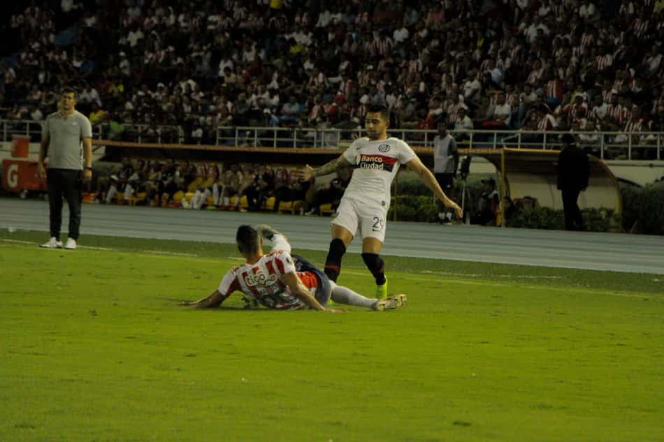 Junior Barranquilla vence San Lorenzo e ajuda o Palmeiras