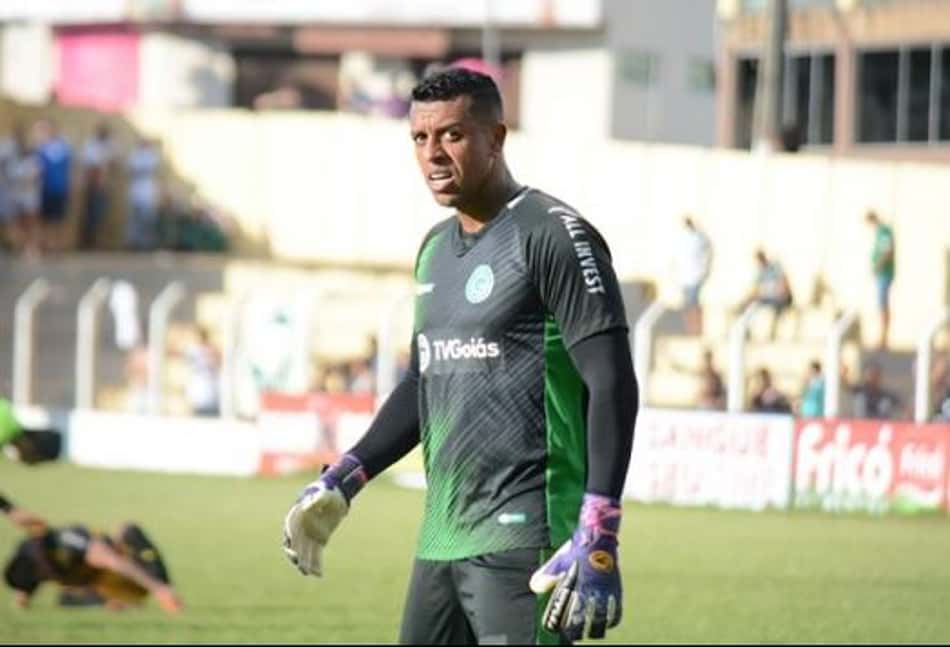 Sombra de Fernando Miguel, Sidão tenta reencontrar boa fase no Vasco