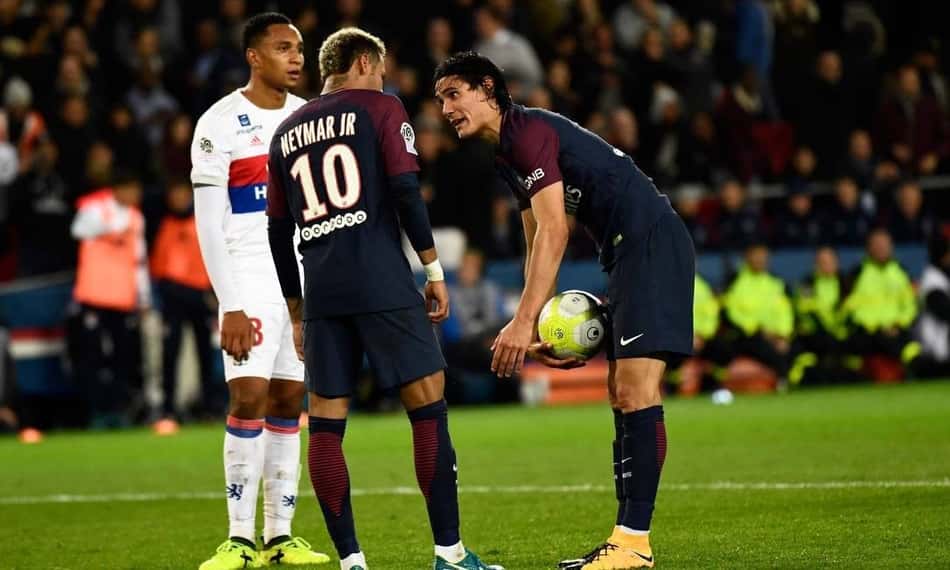 Thiago Silva abre o jogo sobre briga entre Neymar e Cavani