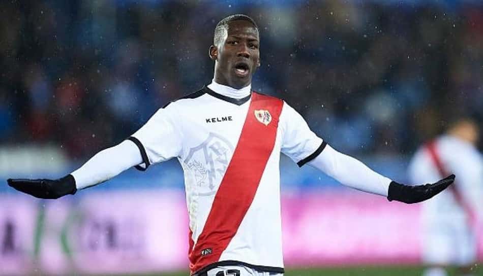Rival do Brasil na Copa América, lateral peruano é disputado no futebol europeu