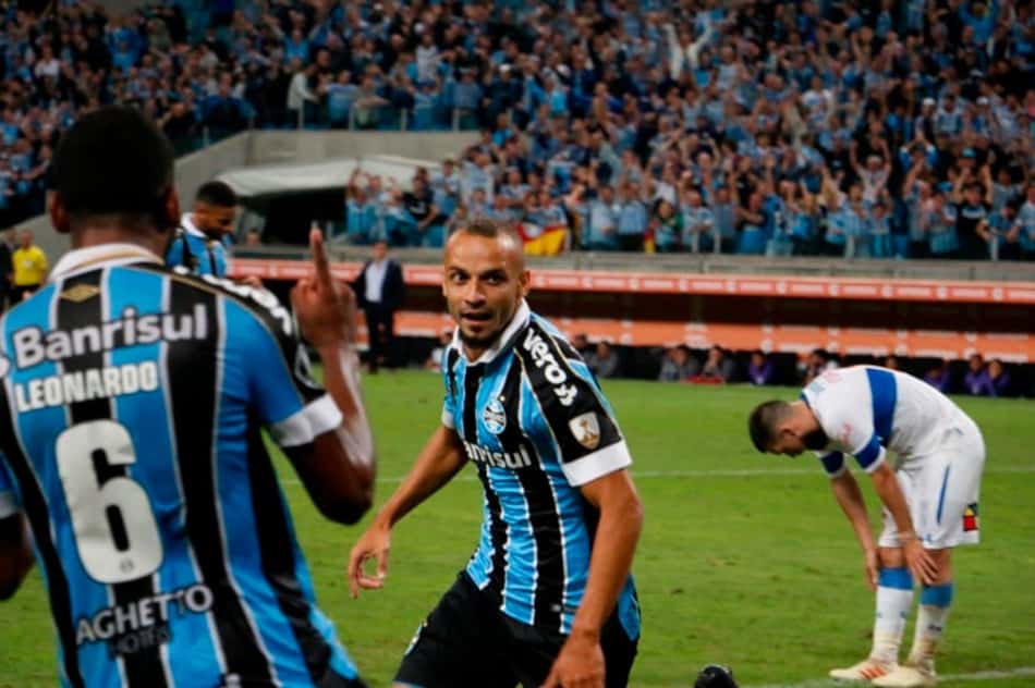 Sem dificuldades, Grêmio vence e está nas oitavas da Libertadores
