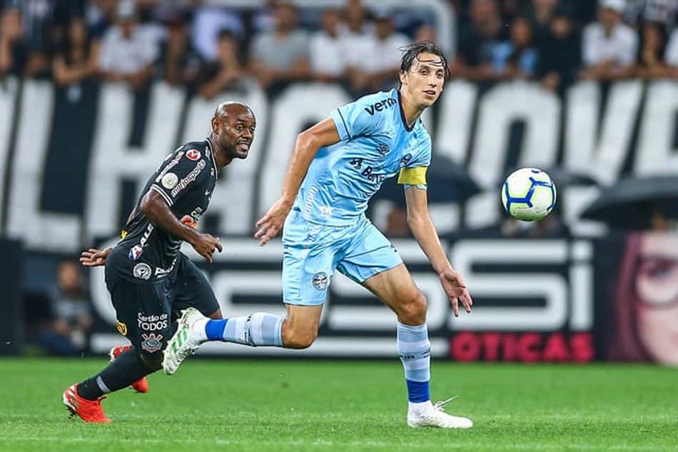 ATUAÇÕES: Paulo Victor e Geromel garantem empate do Grêmio