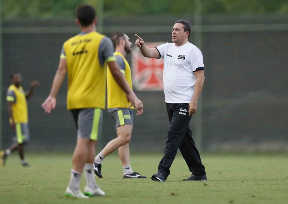 O desafio de Luxa: Vasco tem a defesa mais vazada entre os times da Série A em 2019