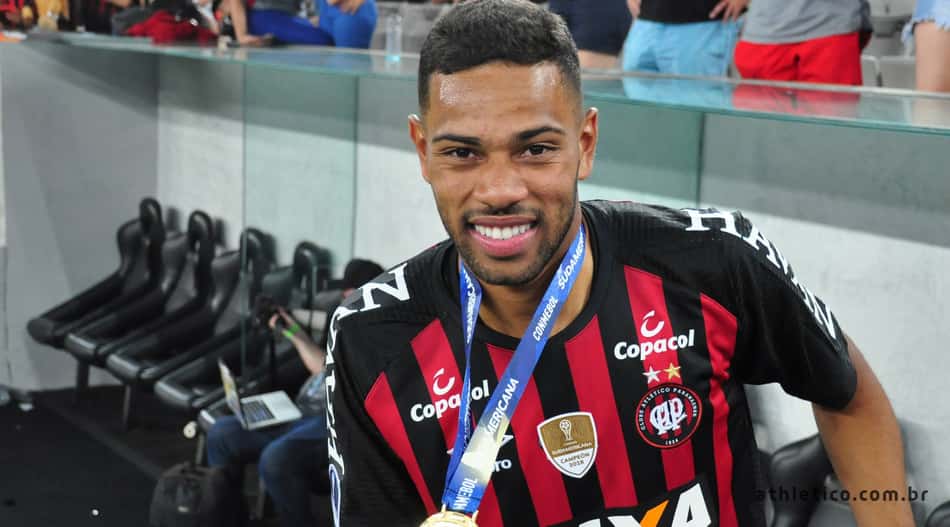 De Renan Lodi a Raphael Veiga: as nove crias de Athletico e Coritiba no Mundial de Clubes