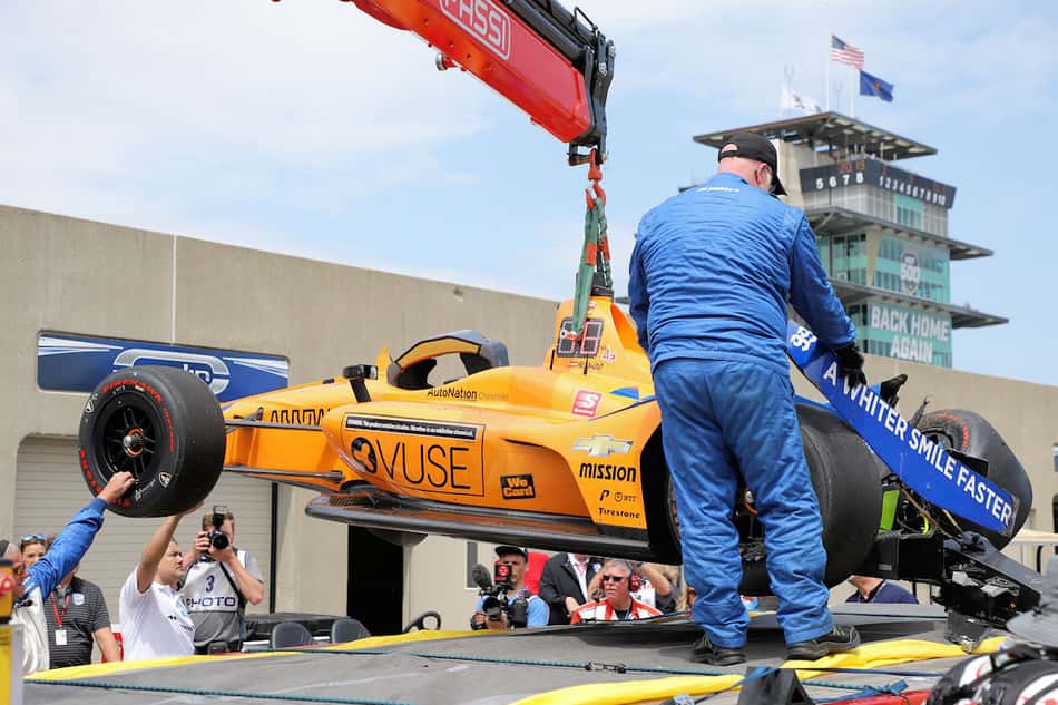 Fernando Alonso "sem medo" após forte acidente na IndyCar