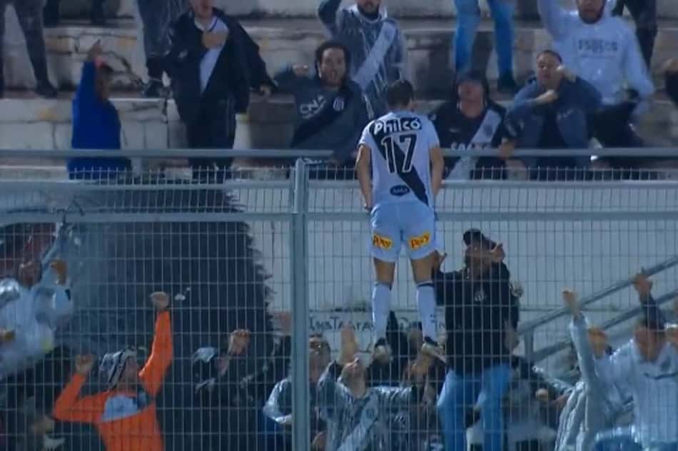 Ponte Preta vence Operário-PR com gol nos minutos finais