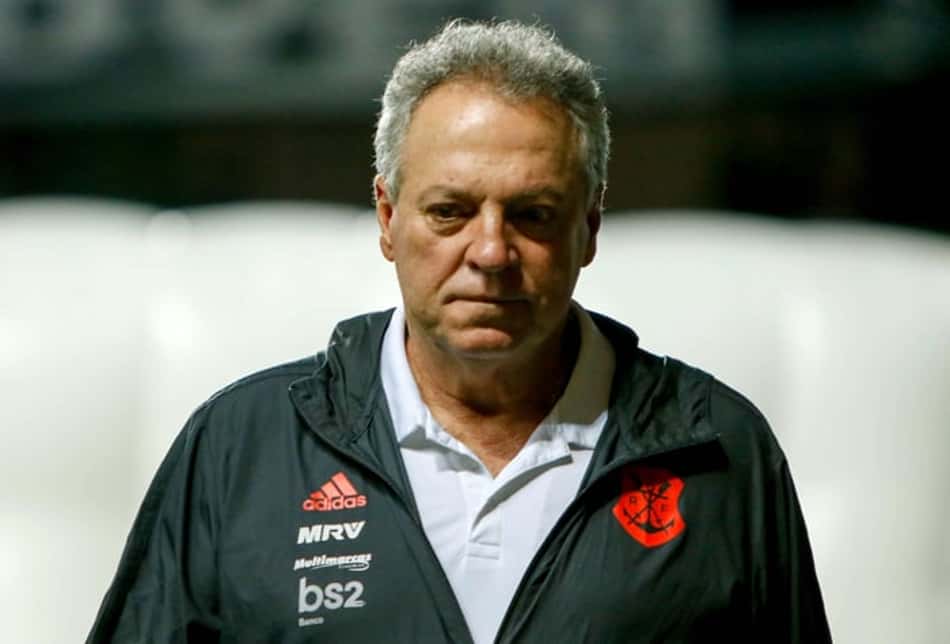 Com ironias, flamenguistas recomendam Abel Braga para o Cruzeiro