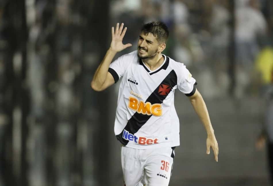 Na estreia do técnico Vanderlei Luxemburgo, o Vasco teve uma atuação ruim e ficou apenas no empate em 1 a 1 com o Avaí, neste domingo, em São Januário, pelo Brasileirão. Sidão, com boas defesas, Rossi, que deu assistência e Ricardo, autor do gol, foram os destaques. Confira as notas do LANCE! (por Lucas Rezende).