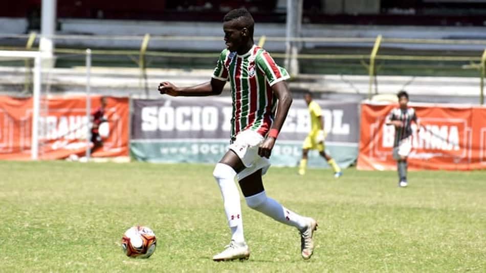 Fluminense vence Ponte Preta e fica perto do topo no Brasileiro sub-17