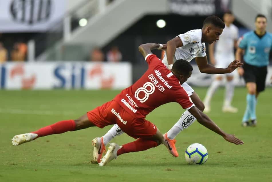 O Santos empatou com o Inter por 0 a 0, na Vila, e criou menos chances de gol que o habitual em casa com Sampaoli. Os melhores da equipe foram o goleiro Vanderlei, que fez defesaça no primeiro tempo, e o garoto Rodrygo, no ataque (notas por João Vitor Castanheira) 
