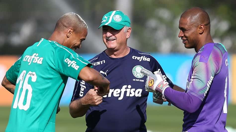 Felipão adota discurso de que '1 a 0 é goleada' para parabenizar Palmeiras