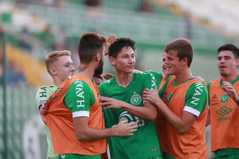 Chapecoense empresta revelação da base para time da Série D