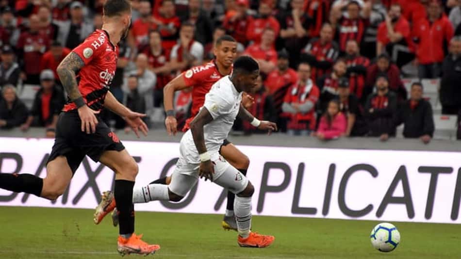 O Fluminense visitou o Athletico-PR na Arena da Baixada e acabou derrotado por 3 a 0, neste domingo, pelo Brasileirão. Com atuação apagada, ainda com um jogador a menos desde o primeiro tempo, o Tricolor foi dominado pelo adversário. Yony González e Allan se salvaram e receberam as melhores notas. Confira todas as avaliações. (por Carolina Lima).