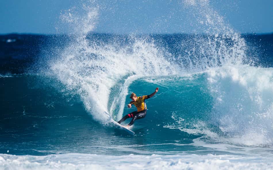 John John Florence sofre ruptura de ligamento e só deve voltar em 2020
