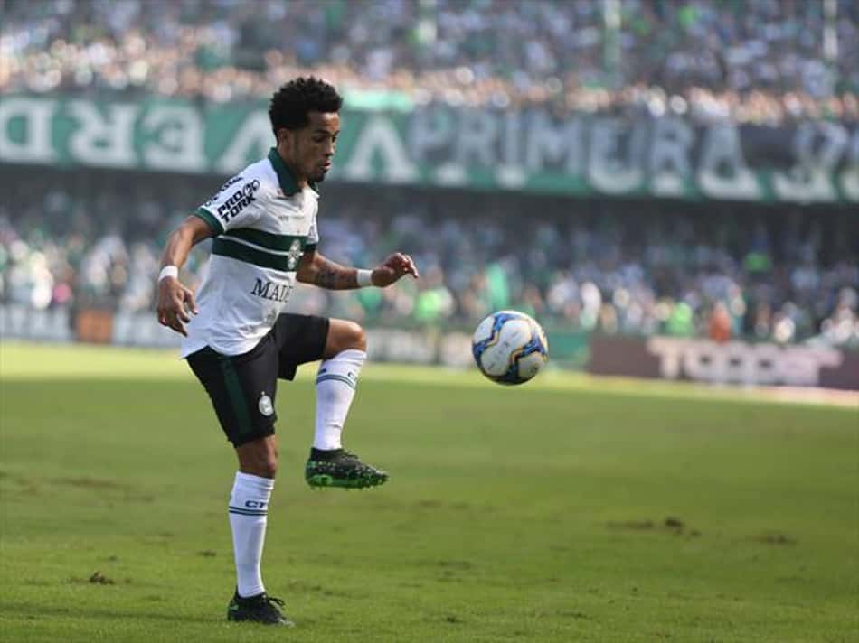 Rafinha permanece no Coritiba na temporada 2022