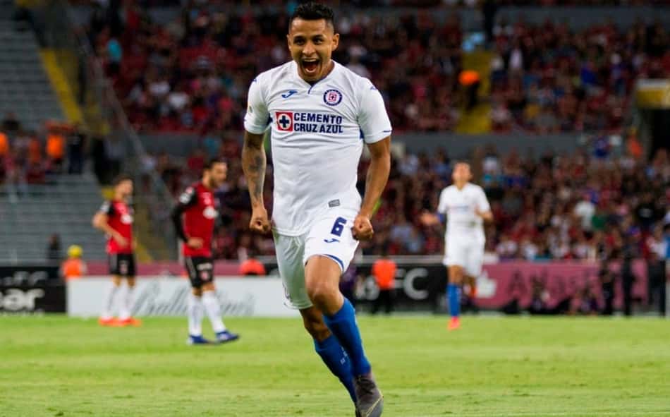 Lembra dele? Yoshimar Yotún pode deixar time mexicano