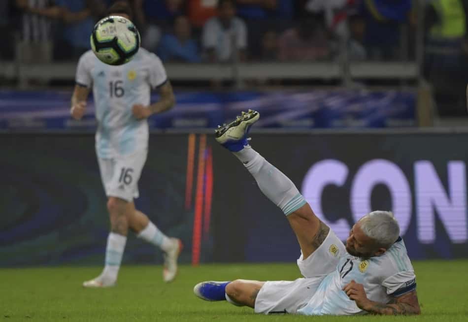 Jogador da Seleção Argentina é rendido e assaltado dentro de casa; entenda