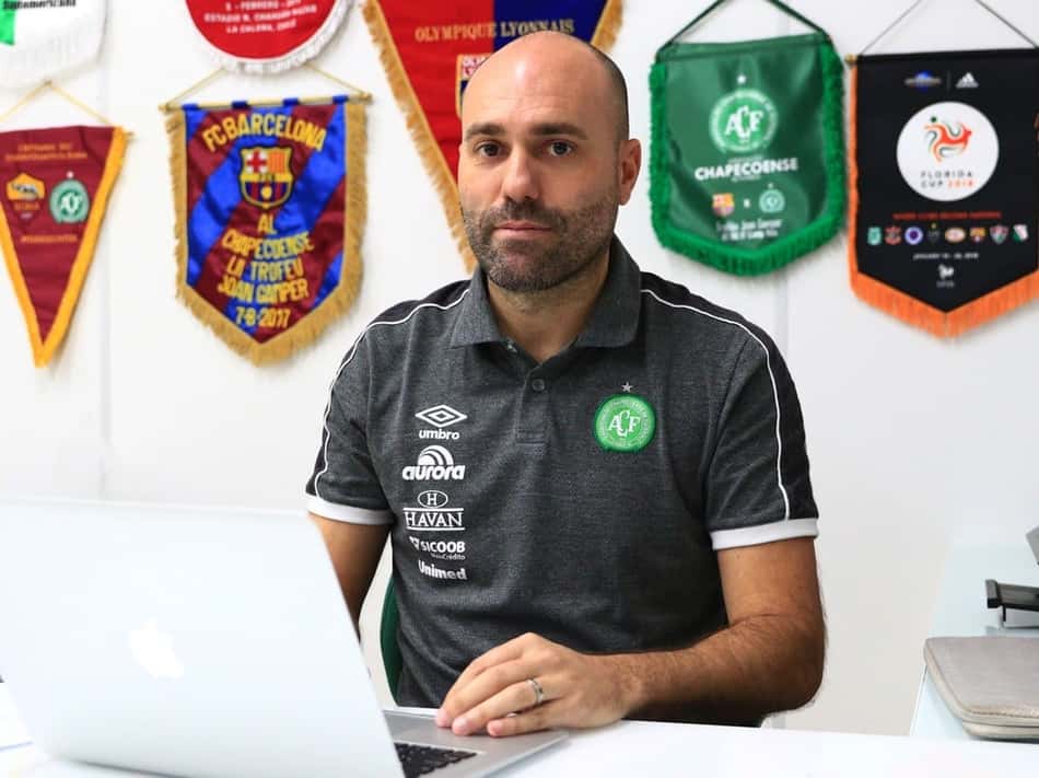 Em crise, Chapecoense demite o gerente de futebol