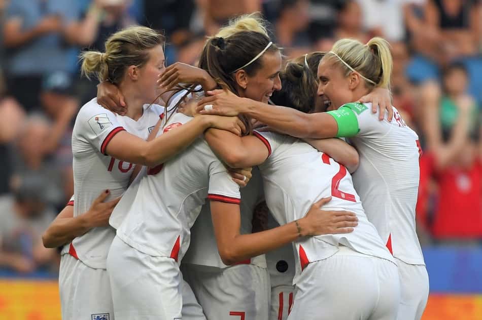 Inglaterra vence Noruega e está na semifinal do Mundial Feminino