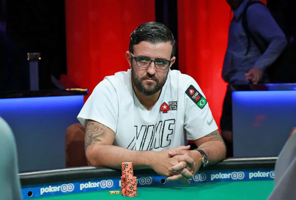 André Akkari é um dos melhores jogadores brasileiros de pôquer da atualidade 