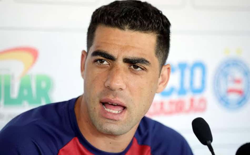 Xandão destaca trabalho intenso do Bahia na parada da Copa América