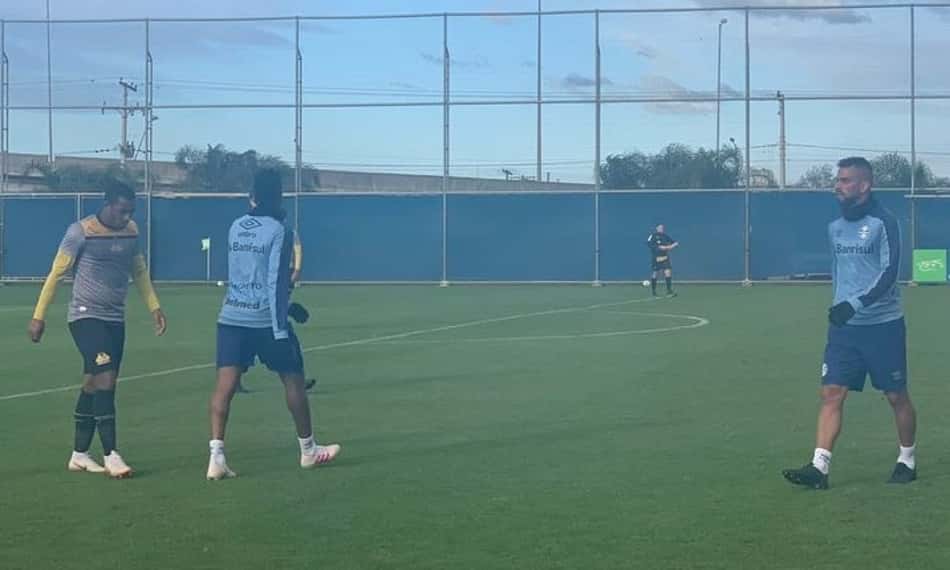 Com gols de André e Alisson, Grêmio vence Criciúma em jogo-treino