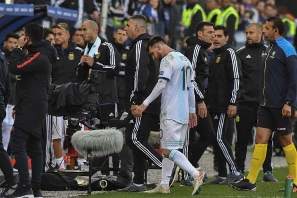 Torcedores contestam convocação de árbitro brasileiro que já foi criticado por Messi para a Copa do Mundo