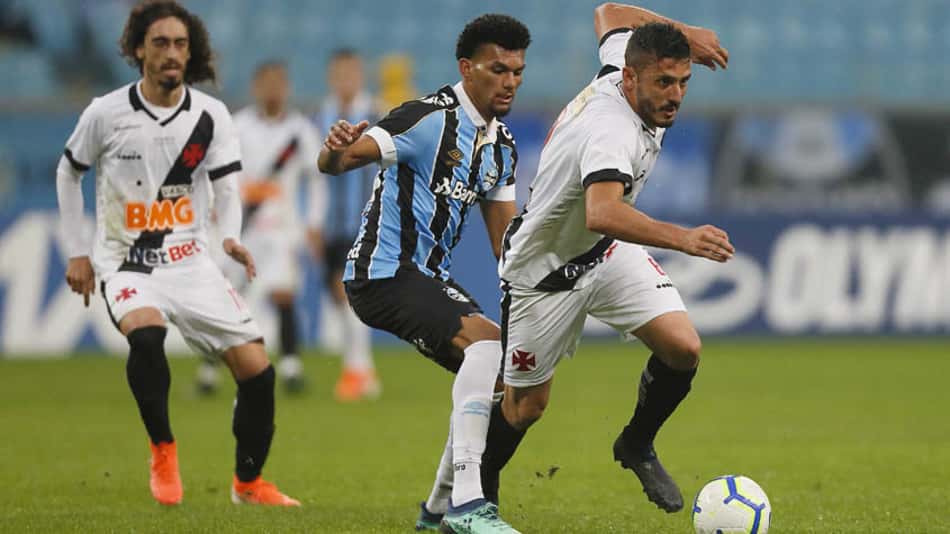 Cenário perfeito para o Vasco é interrompido por gol anulado