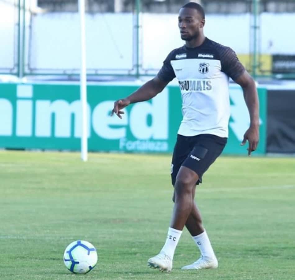 Luiz Otávio analisa duelo contra o São Paulo: 'Jogo difícil'