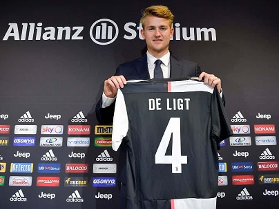 De Ligt reclama de notícia sobre peso de seu pai e rumores do mercado