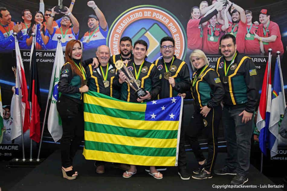 Seleção Goiana de pôquer é campeã do CBPE após dia final arrasador