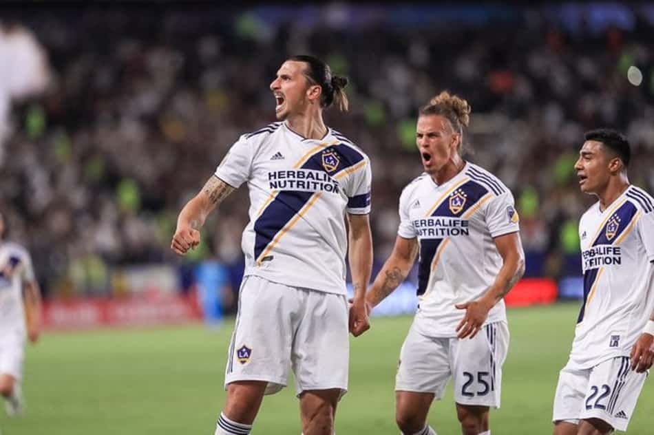 Dirigente de clube italiano comenta chance de contratar Ibrahimovic