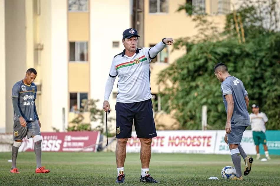 Invicto no comando do Sampaio Corrêa, Brigatti fala da equipe