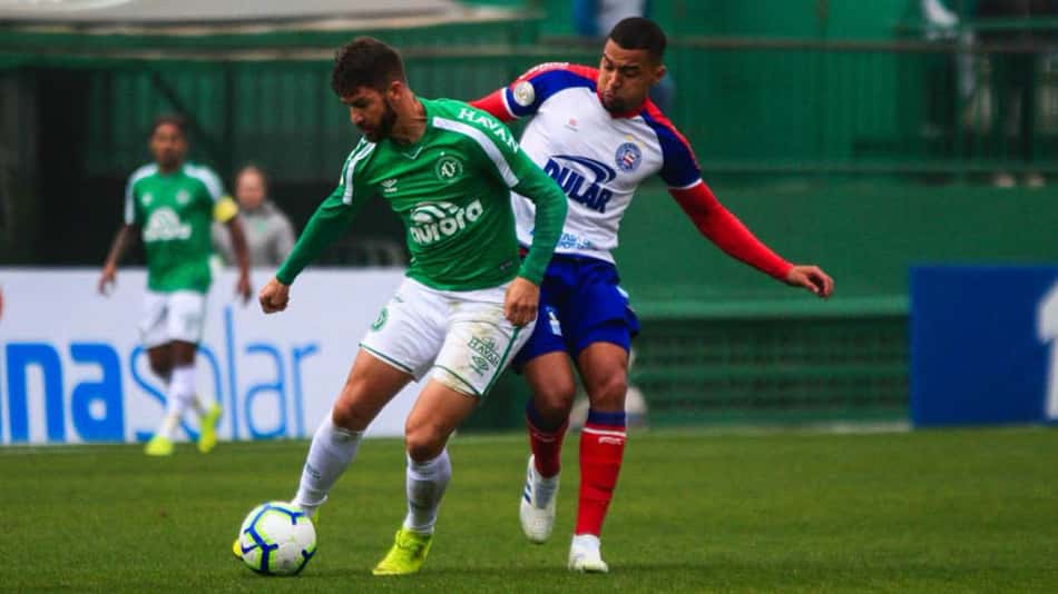 Para acabar com 'sina', Bahia recebe a Chape na Arena Fonte Nova