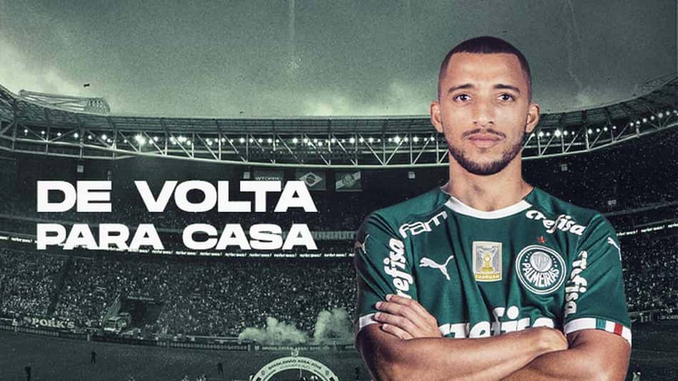 Vitor Hugo assina por cinco anos com Palmeiras: 'Nunca deixei de torcer'