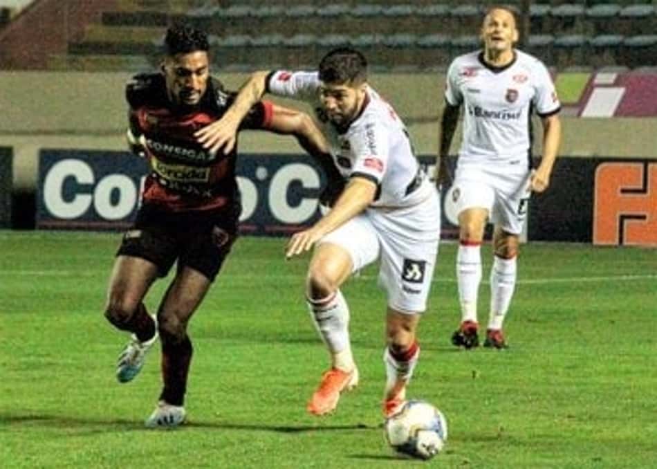 Brasil de Pelotas x Oeste: Saiba como e onde acompanhar o jogo