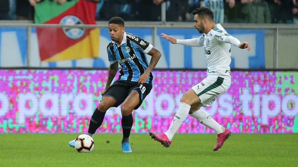 Volta da consistência defensiva dá vantagem ao Palmeiras na Liberta