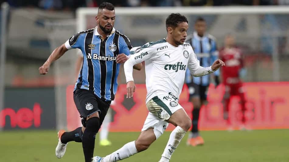 Scarpa já é o 8º maior artilheiro do Palmeiras na Libertadores