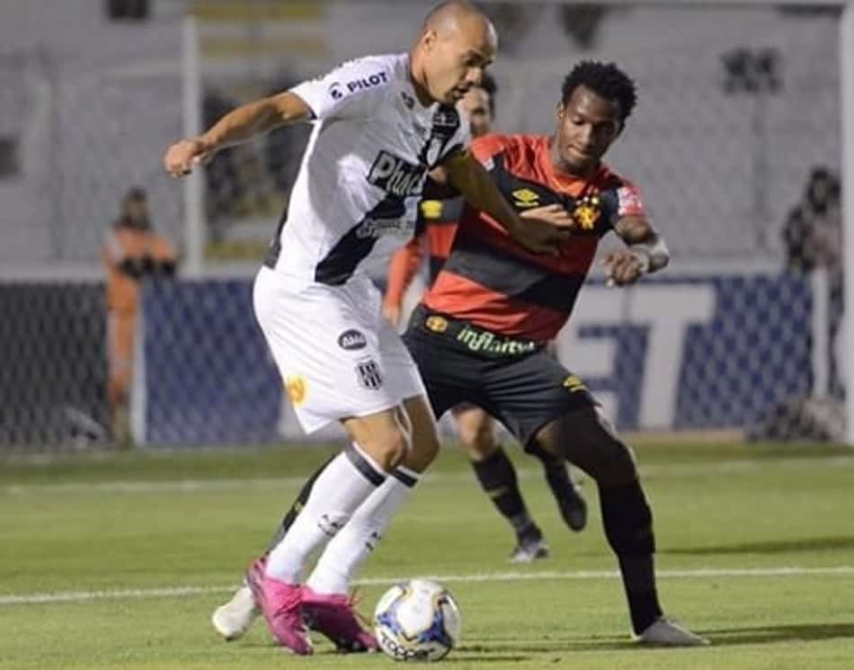 Sport recebe a Ponte Preta em Recife estando 'à beira' do acesso