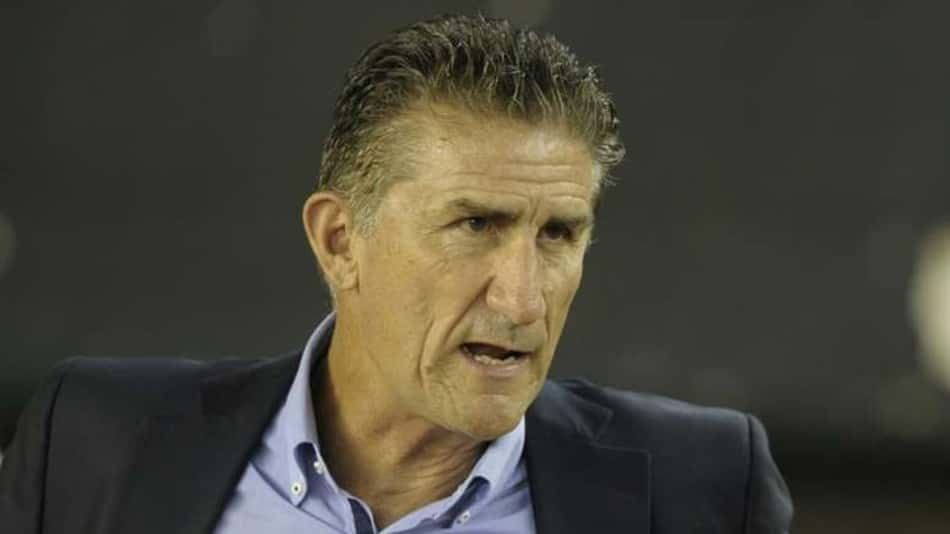 Edgardo Bauza, ex-São Paulo, encerra sua carreira como técnico