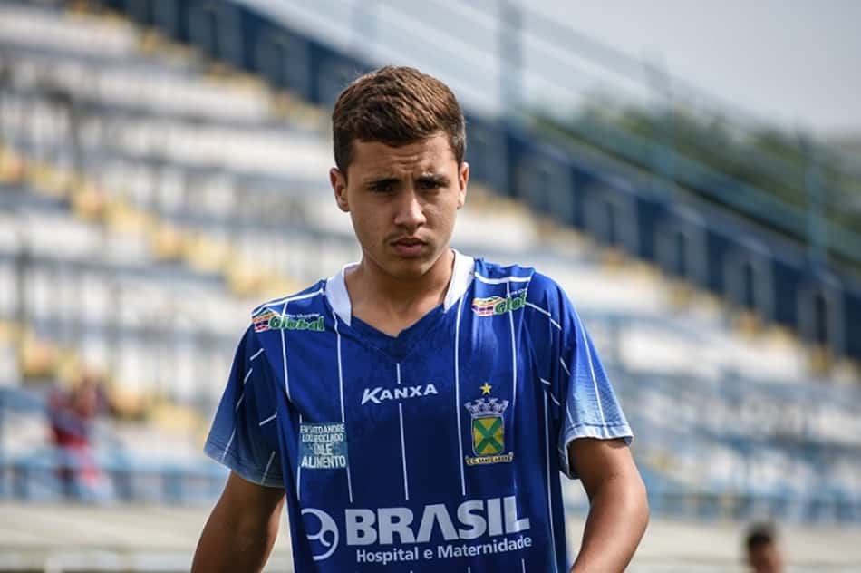 Santo André renova com joia da base e alvo de clubes paulistas